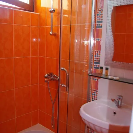 アパート зафи *