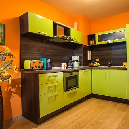 зафи Apartment *