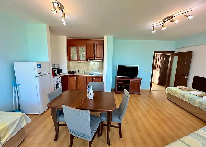 зафи Apartment *